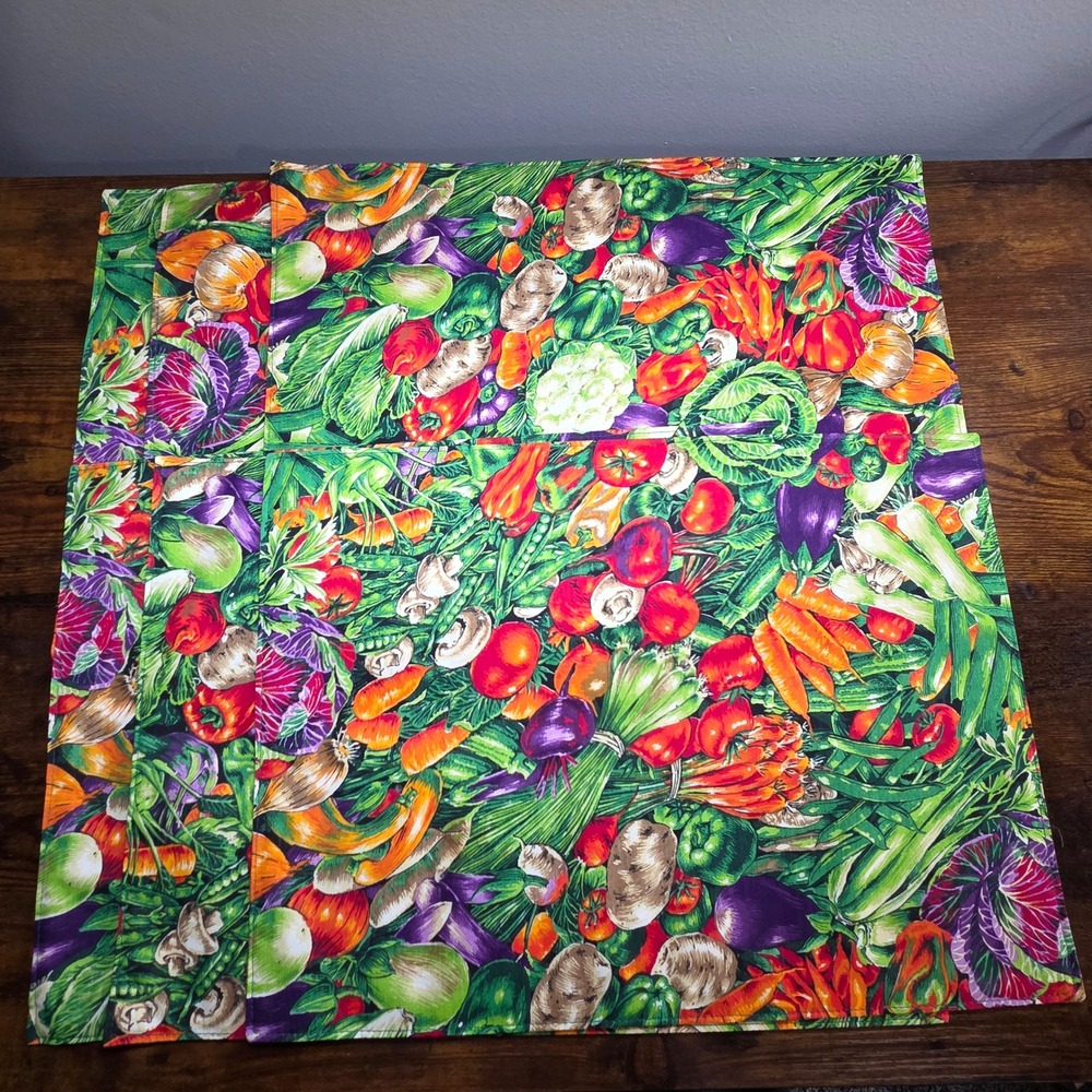 Vintage Veggie Placemats Set of 6 Multicolor Excellent Garden Cloth Print Table